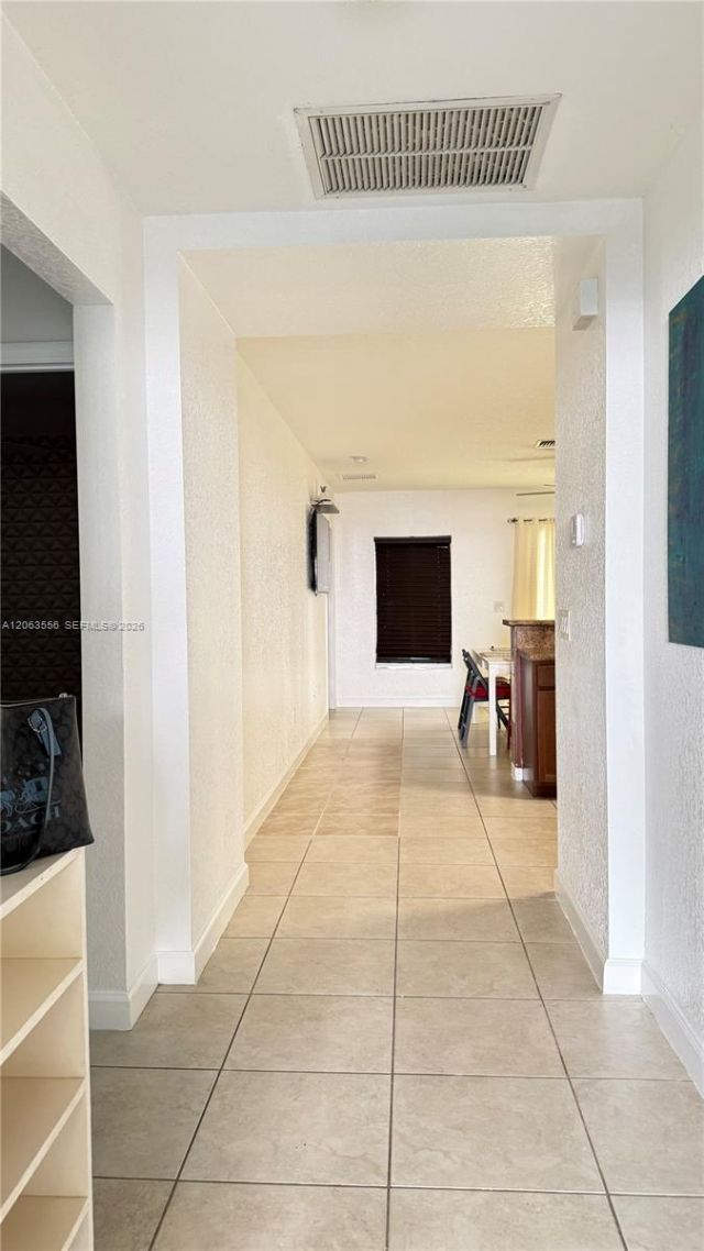 1018 Foster Rd , Hallandale Beach, FL 33009 Photo