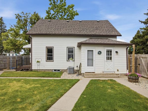 1502 2nd Avenue N, Moorhead, MN 56560