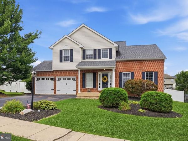 61 PINE HURST DRIVE, POTTSTOWN, PA 19464
