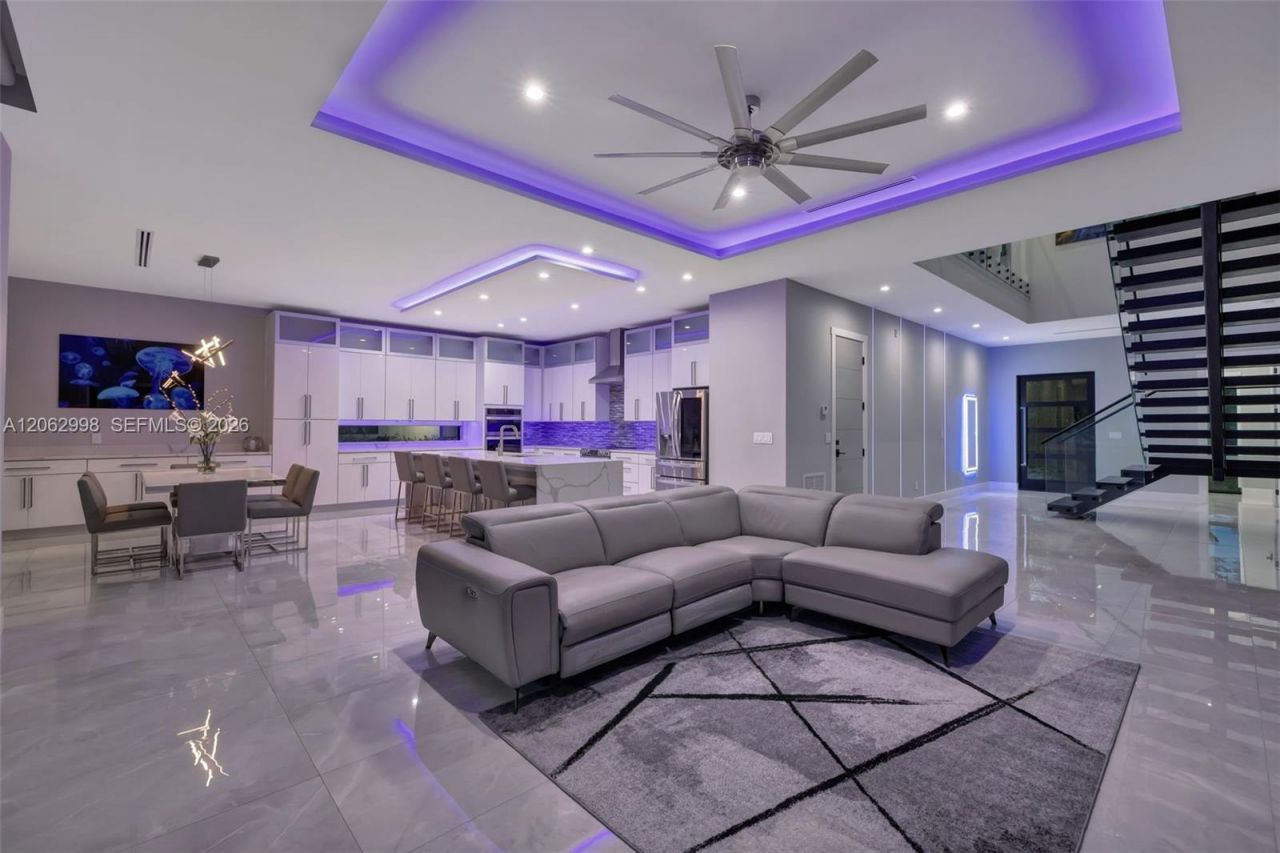 1004 SW 5th Pl, Fort Lauderdale, FL 33312 Photo