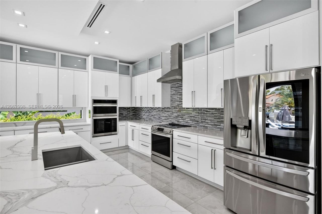 1004 SW 5th Pl, Fort Lauderdale, FL 33312 Photo