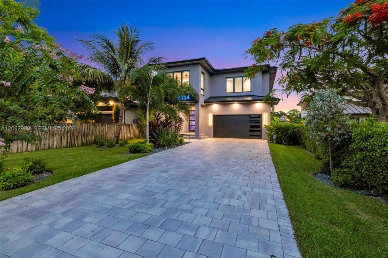 1004 SW 5th Pl, Fort Lauderdale, FL 33312 Photo