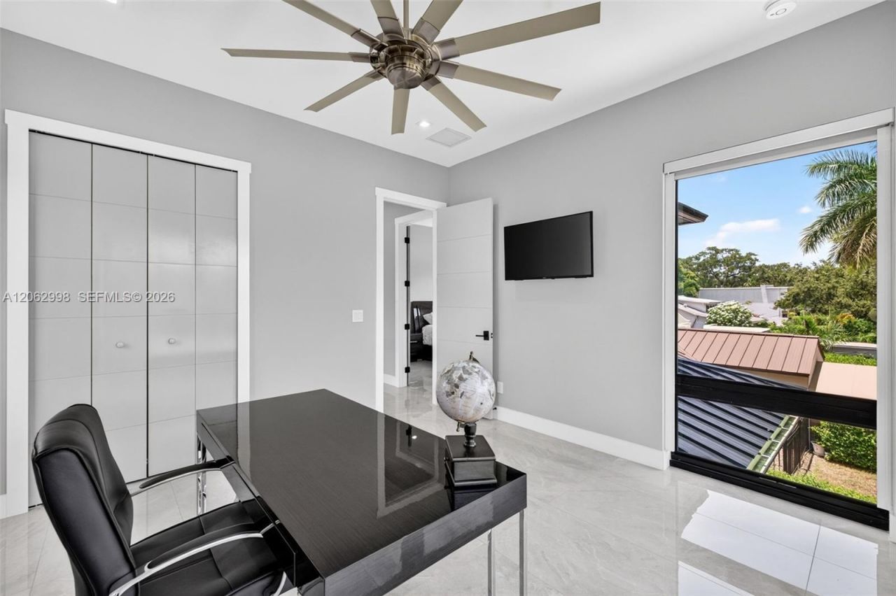 1004 SW 5th Pl, Fort Lauderdale, FL 33312 Photo