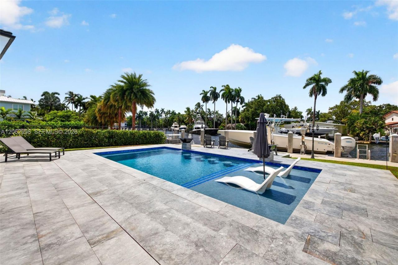 1004 SW 5th Pl, Fort Lauderdale, FL 33312 Photo