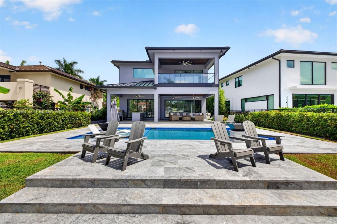 1004 SW 5th Pl, Fort Lauderdale, FL 33312 Photo