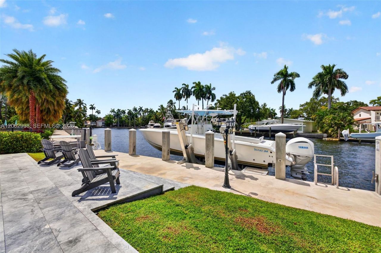 1004 SW 5th Pl, Fort Lauderdale, FL 33312 Photo
