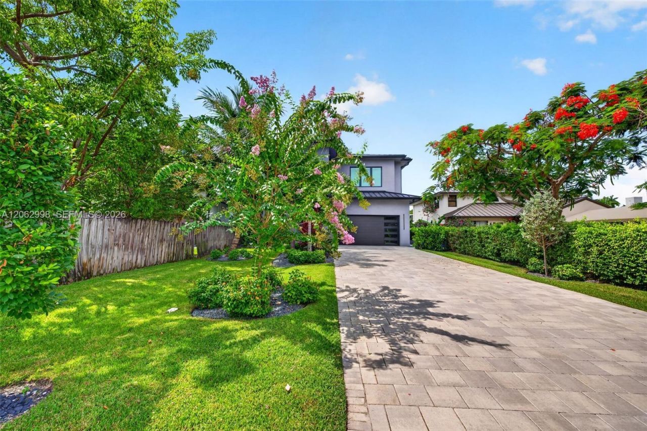 1004 SW 5th Pl, Fort Lauderdale, FL 33312 Photo
