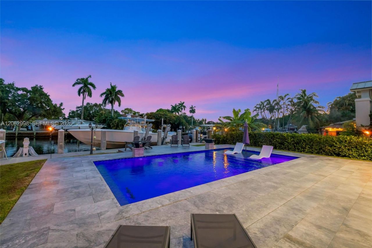 1004 SW 5th Pl, Fort Lauderdale, FL 33312 Photo