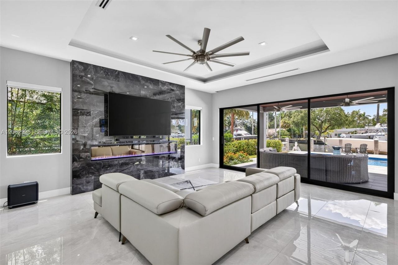 1004 SW 5th Pl, Fort Lauderdale, FL 33312 Photo