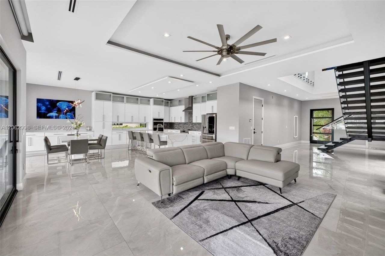 1004 SW 5th Pl, Fort Lauderdale, FL 33312 Photo