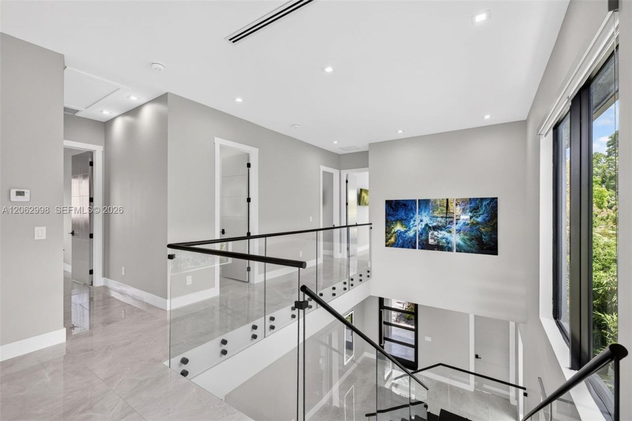 1004 SW 5th Pl, Fort Lauderdale, FL 33312 Photo