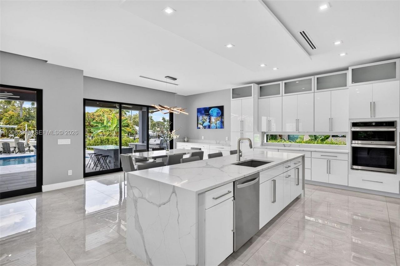 1004 SW 5th Pl, Fort Lauderdale, FL 33312 Photo