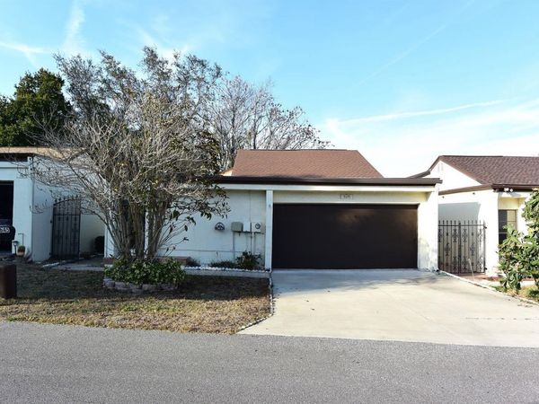 5645 HAMILTON HARBOR DRIVE , NEW PORT RICHEY, FL 34652