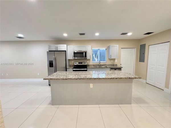 1770 NW 55th St, Unit 1, Miami, FL 33142