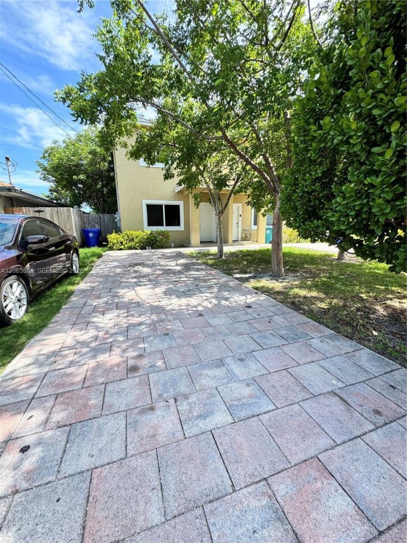 1770 NW 55th St, Unit 1, Miami, FL 33142 Photo