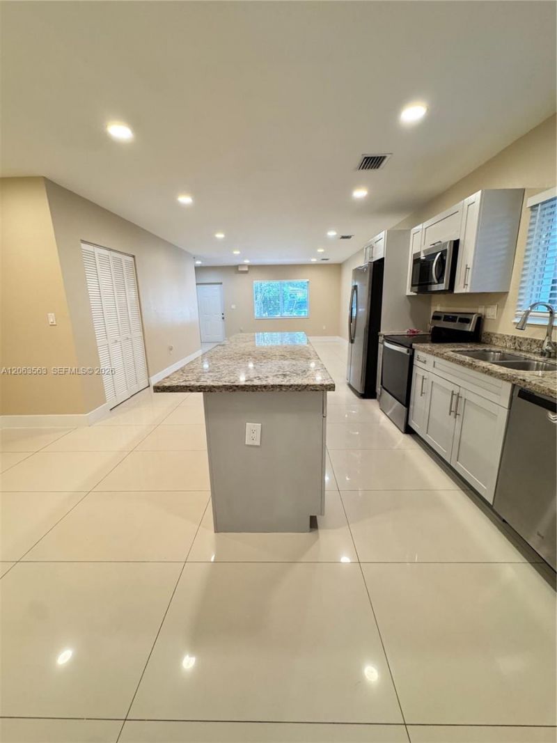 1770 NW 55th St, Unit 1, Miami, FL 33142 Photo