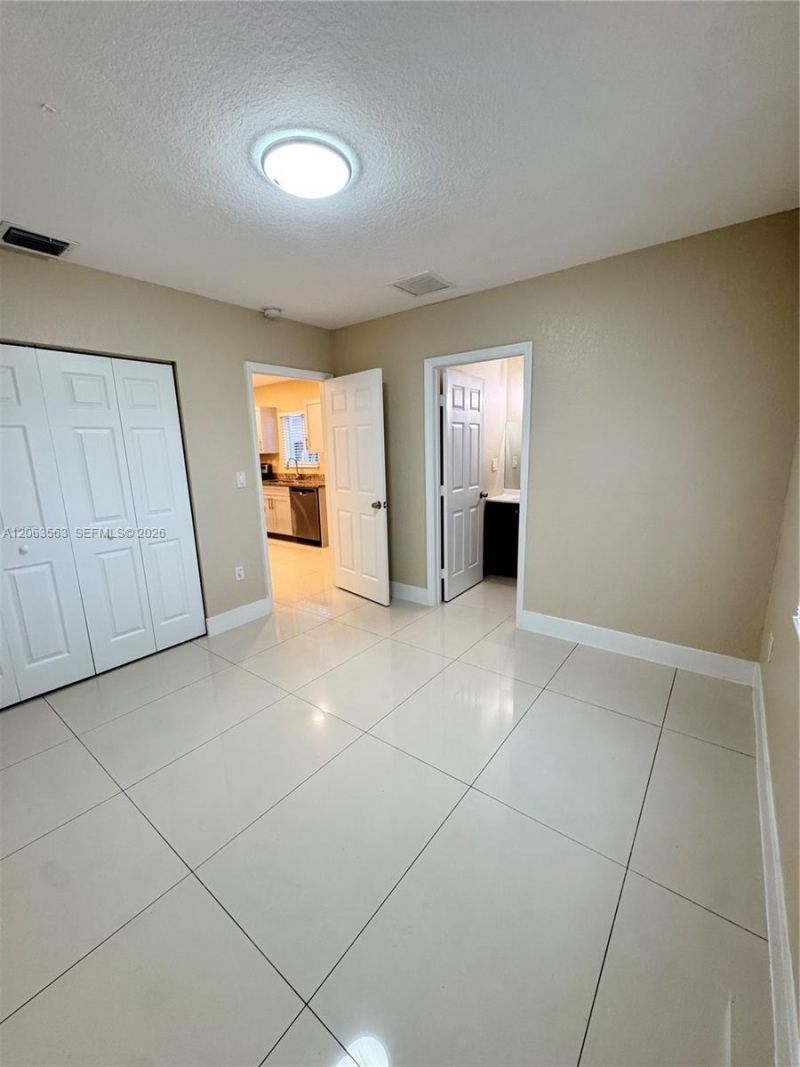 1770 NW 55th St, Unit 1, Miami, FL 33142 Photo