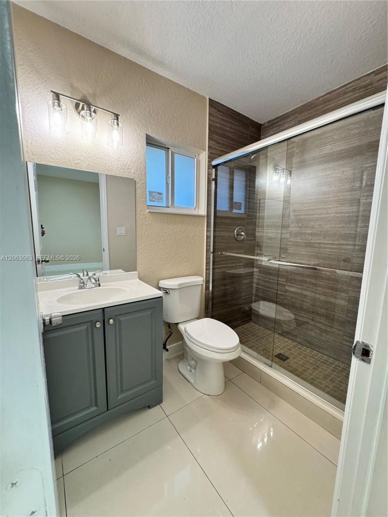 1770 NW 55th St, Unit 1, Miami, FL 33142 Photo