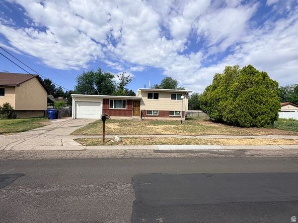 4682 S GREENVALLEY DR , Millcreek, UT 84107