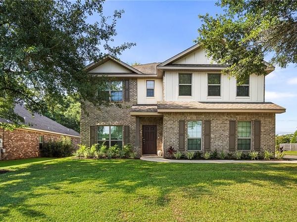 248 Hawthorne Circle, Fairhope, AL 36532