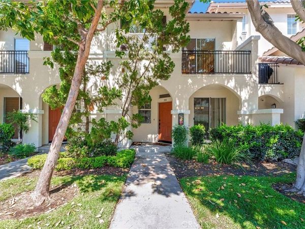 304 Birch Grove, Irvine, CA 92618