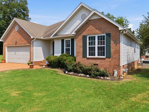 3512 Pinwheel Dr, Antioch, TN 37013