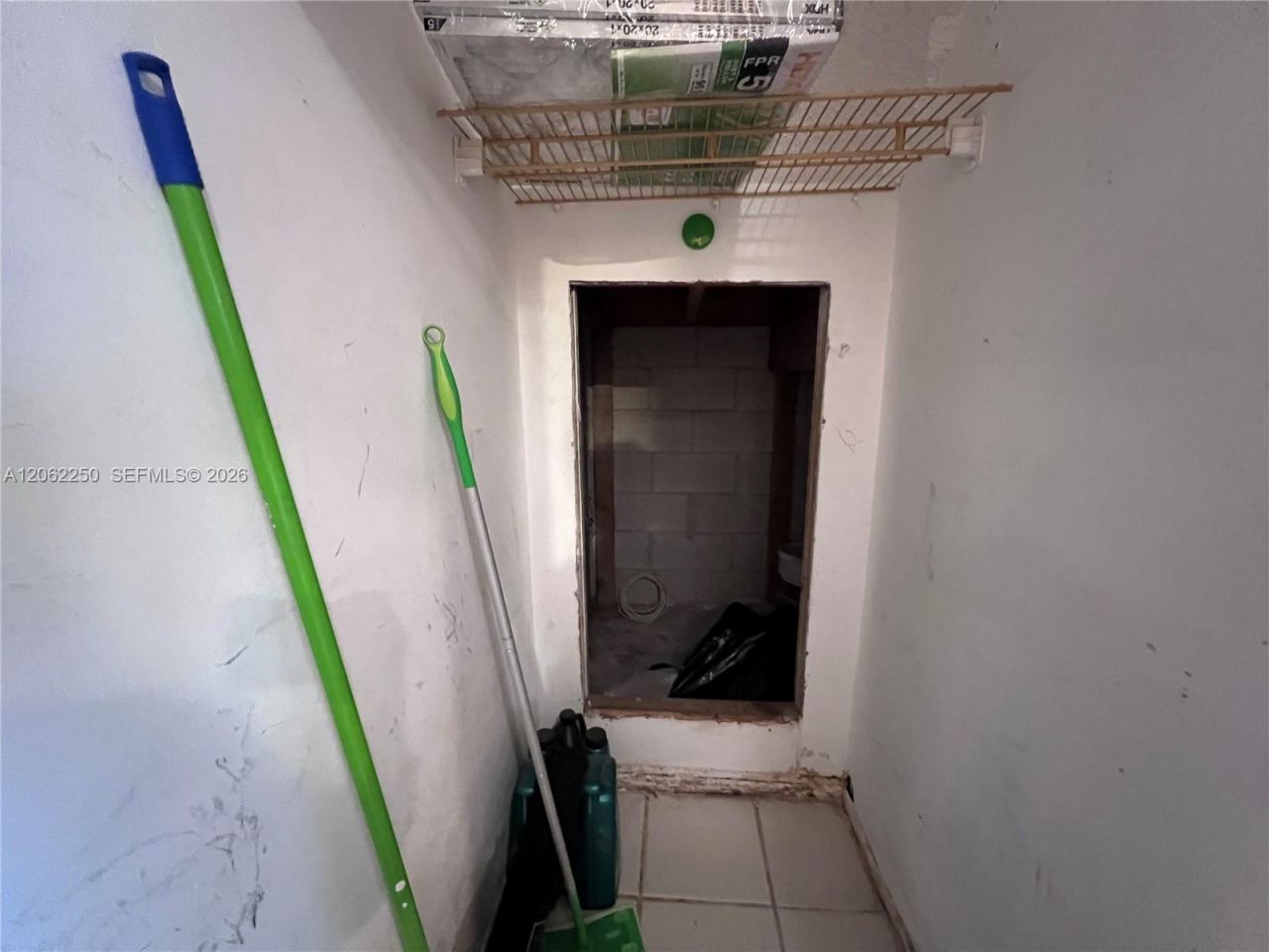2750 N 34th Ave , Unit 9D, Hollywood, FL 33021 Photo