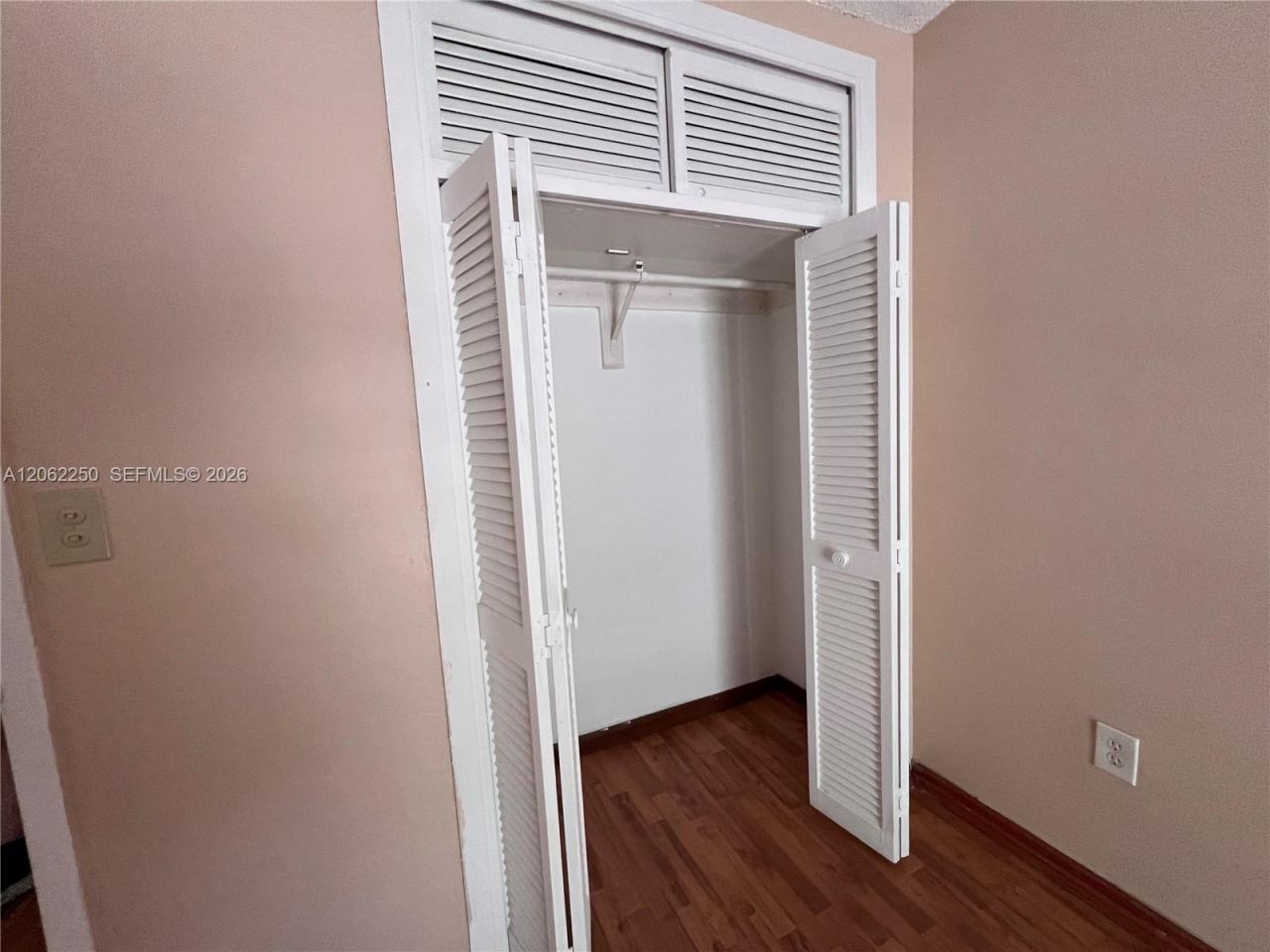 2750 N 34th Ave , Unit 9D, Hollywood, FL 33021 Photo
