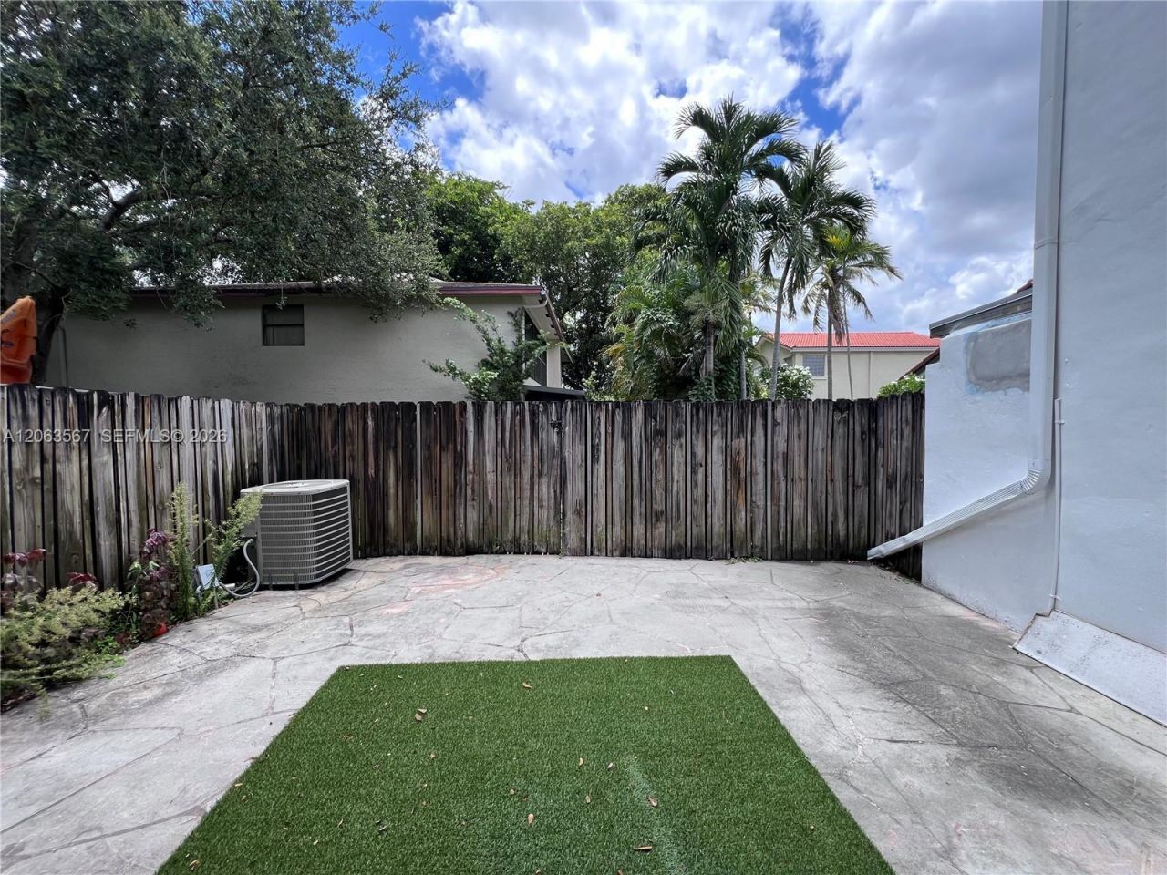 2750 N 34th Ave , Unit 9D, Hollywood, FL 33021 Photo