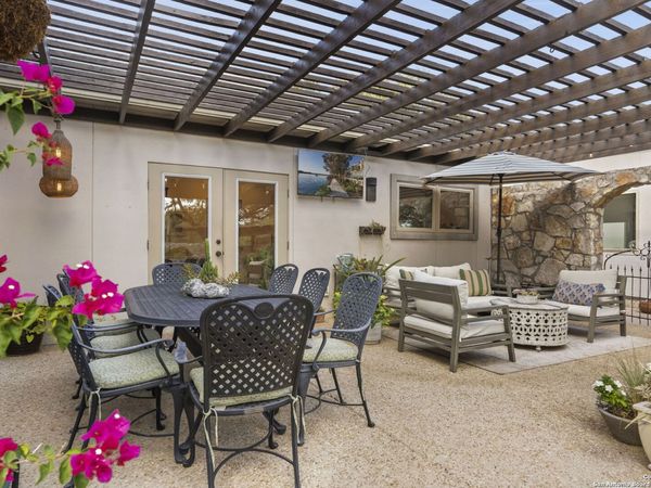22050 Hanging Oak, San Antonio, TX 78266