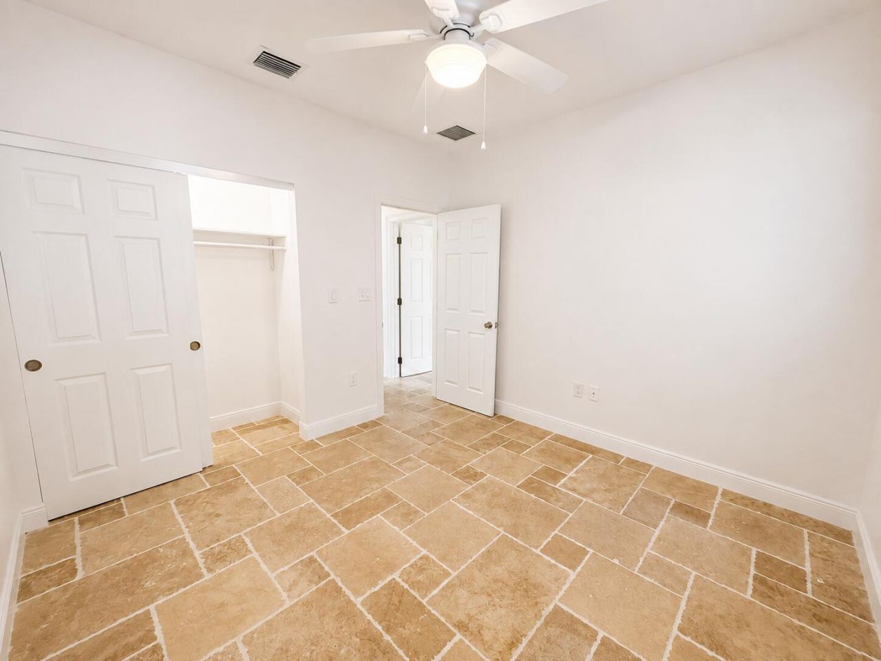 635 Cabrera Street, Key Largo, FL 33037 Photo