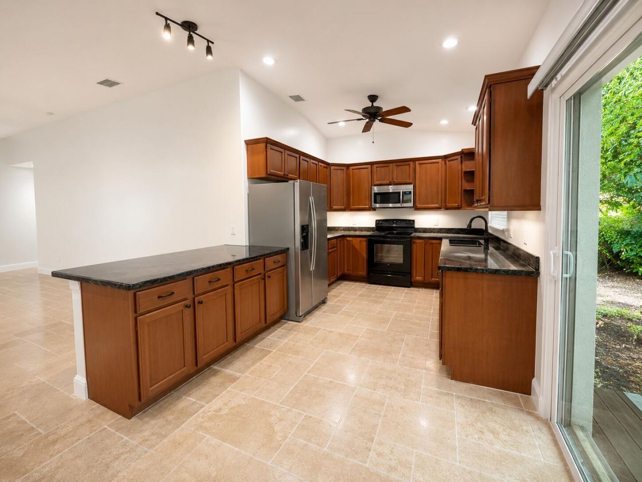 635 Cabrera Street, Key Largo, FL 33037 Photo