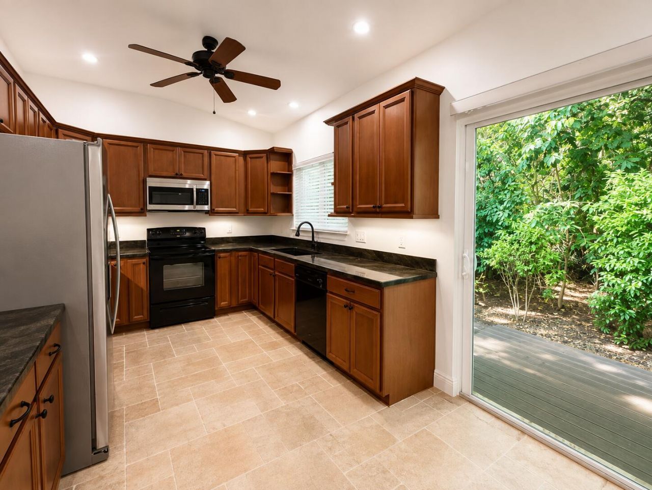 635 Cabrera Street, Key Largo, FL 33037 Photo