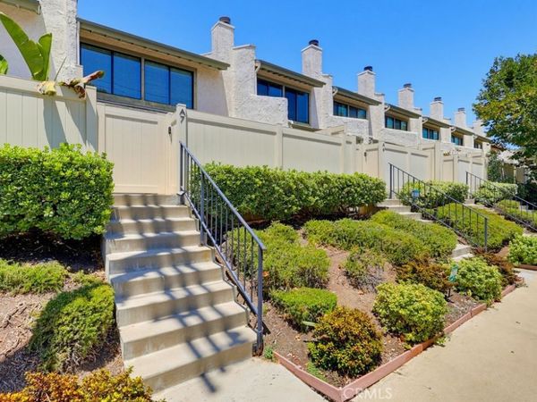 5269 Colodny Drive, Unit 7, Agoura Hills, CA 91301