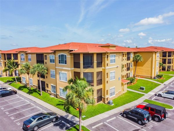 4307 BAYSIDE VILLAGE DRIVE , Unit 104, TAMPA, FL 33615