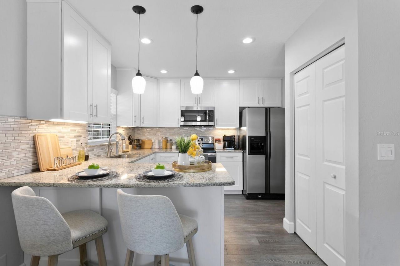 14009 Dominion Court, Tampa, FL 33613 Photo