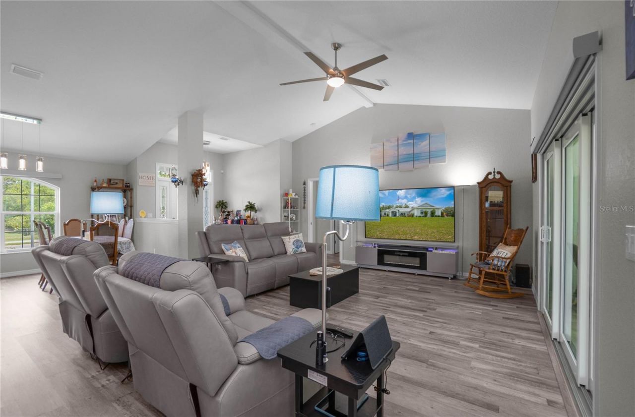 4136 W Findlay Street , Citrus Springs, FL 34433 Photo