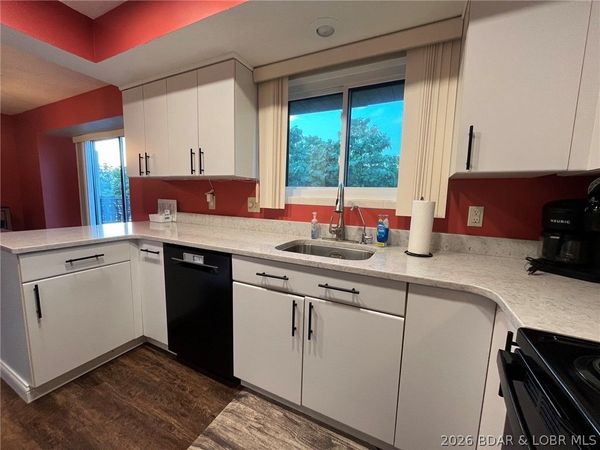 24 Casa Del Rio Drive, Unit 3C, Lake Ozark, MO 65049
