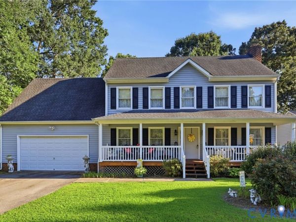 3819 Glen Oaks Court , Chester, VA 23831