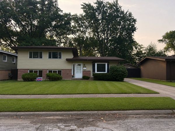 415 Sandburg Street, Park Forest, IL 60466