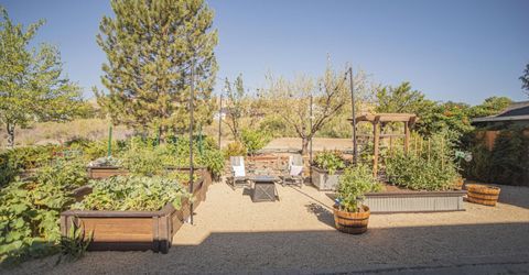 578 Carson Pass Court, Sparks, NV 89436 Photo