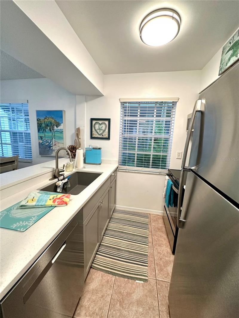 6825 Stones Throw Circle N, Unit 1107, Saint Petersburg, FL 33710 Photo