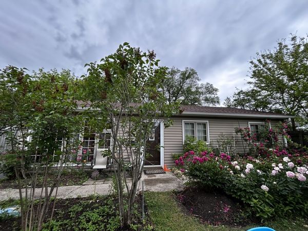 324 N EMERALD Avenue , Mundelein, IL 60060