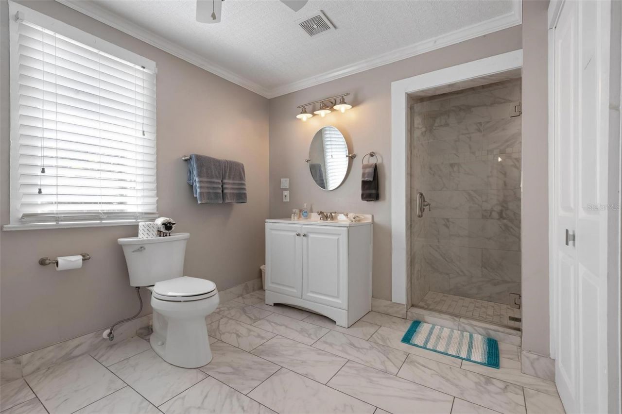 2245 Bahia Vista Street, Sarasota, FL 34239 Photo