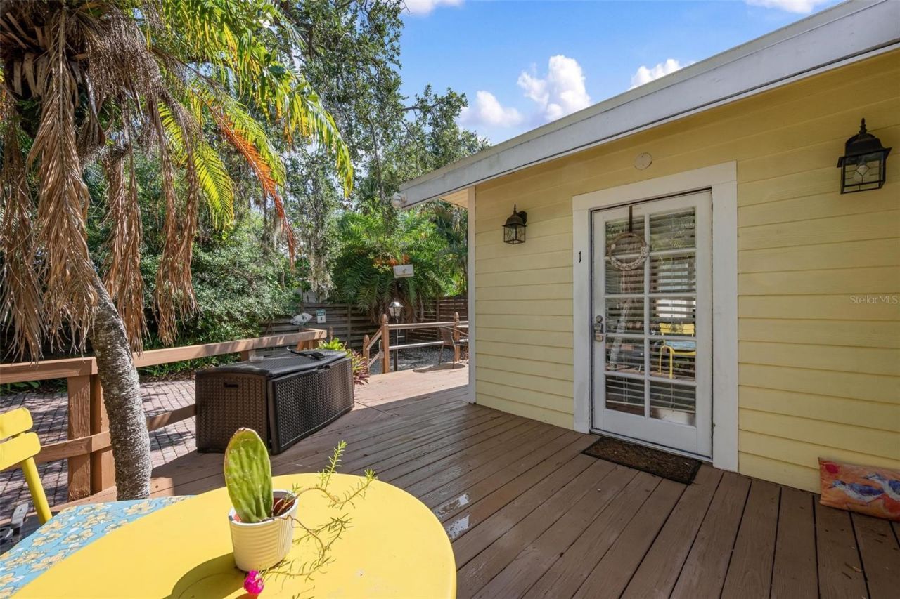 2245 Bahia Vista Street, Sarasota, FL 34239 Photo