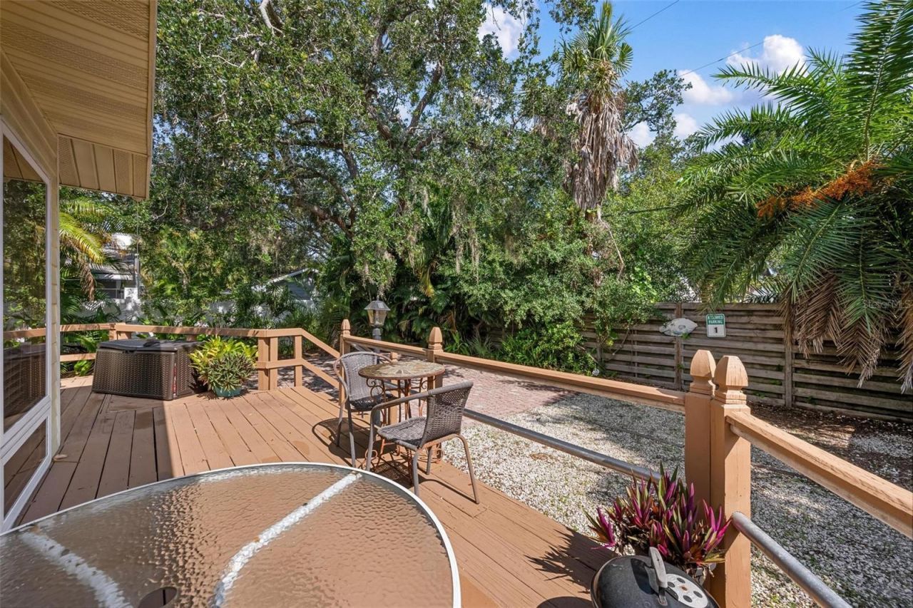 2245 Bahia Vista Street, Sarasota, FL 34239 Photo