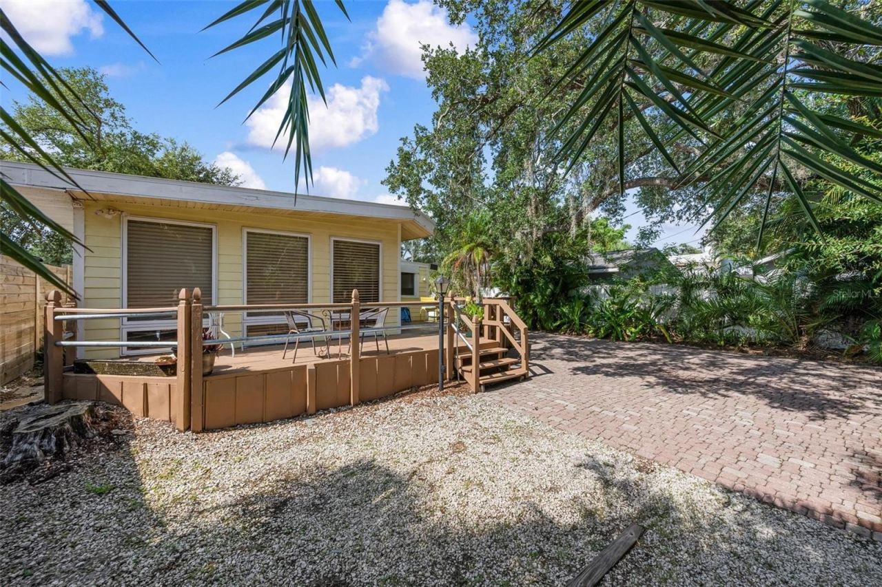 2245 Bahia Vista Street, Sarasota, FL 34239 Photo