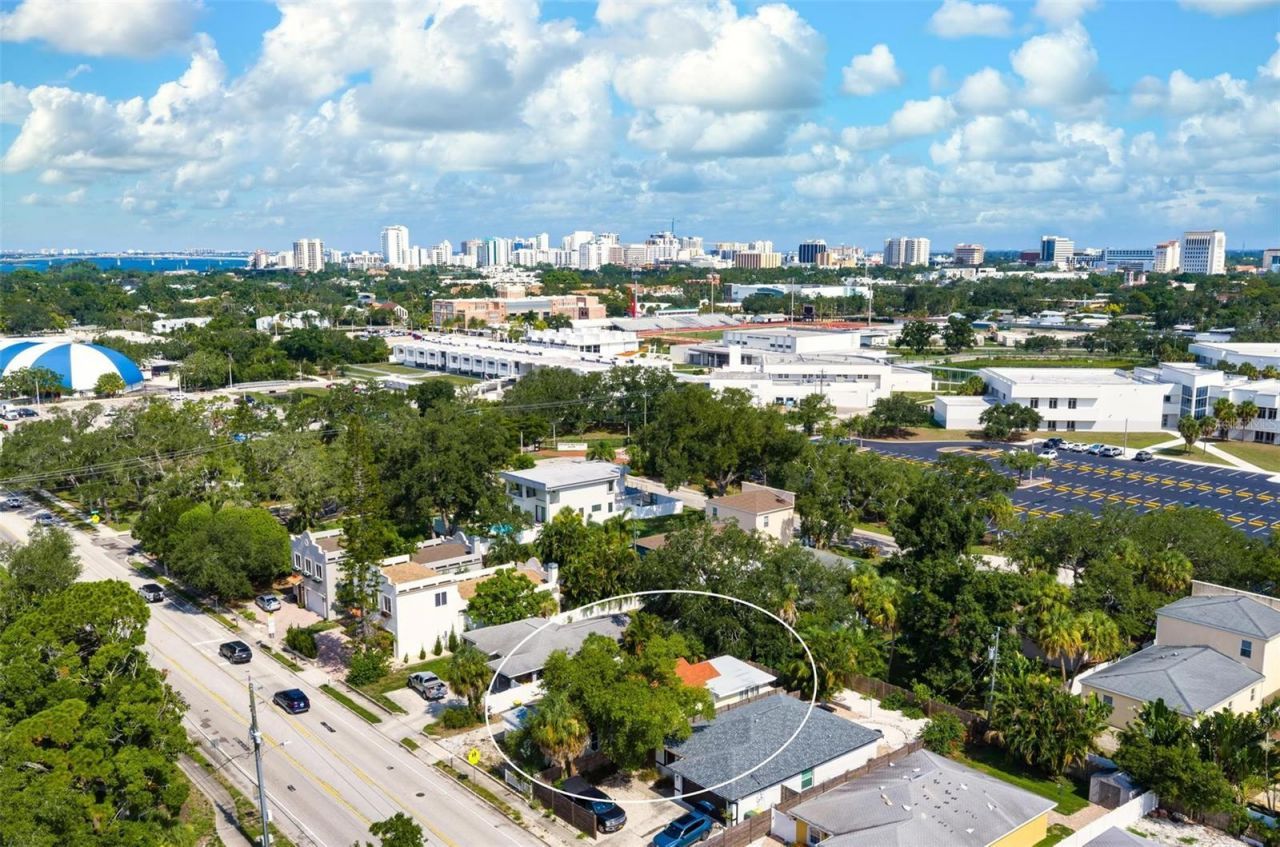 2245 Bahia Vista Street, Sarasota, FL 34239 Photo