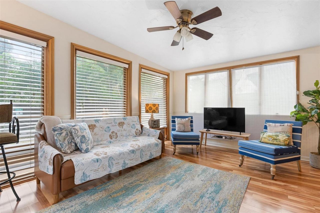 2245 Bahia Vista Street, Sarasota, FL 34239 Photo