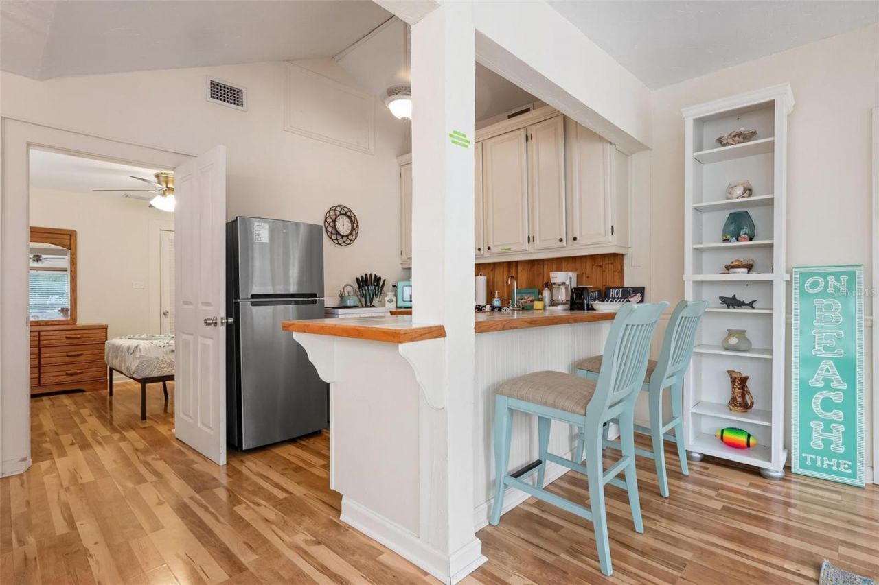 2245 Bahia Vista Street, Sarasota, FL 34239 Photo